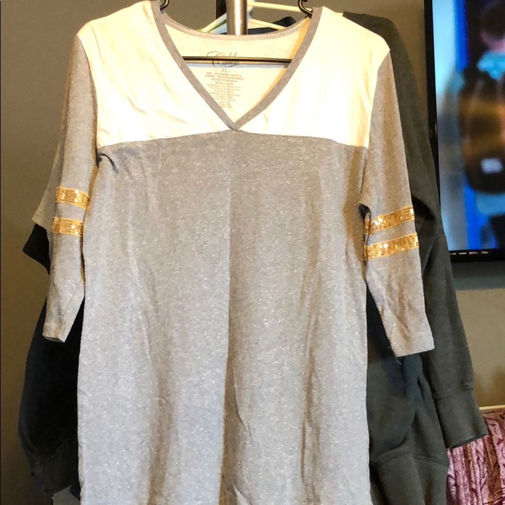 Woman’s top